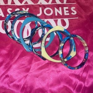 Vintage Sassy Jones Aquia bangles (Set of 6)